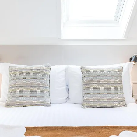 Appartamento Pass The Keys Stylish Studio With Views And Free Parking